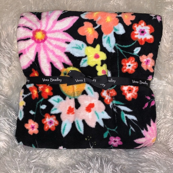 Vera Bradley Other - Vera Bradley Throw Blanket - Tangerine Twist